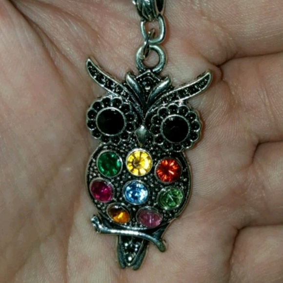 Silver Owl Necklace. - Picture 2 of 8